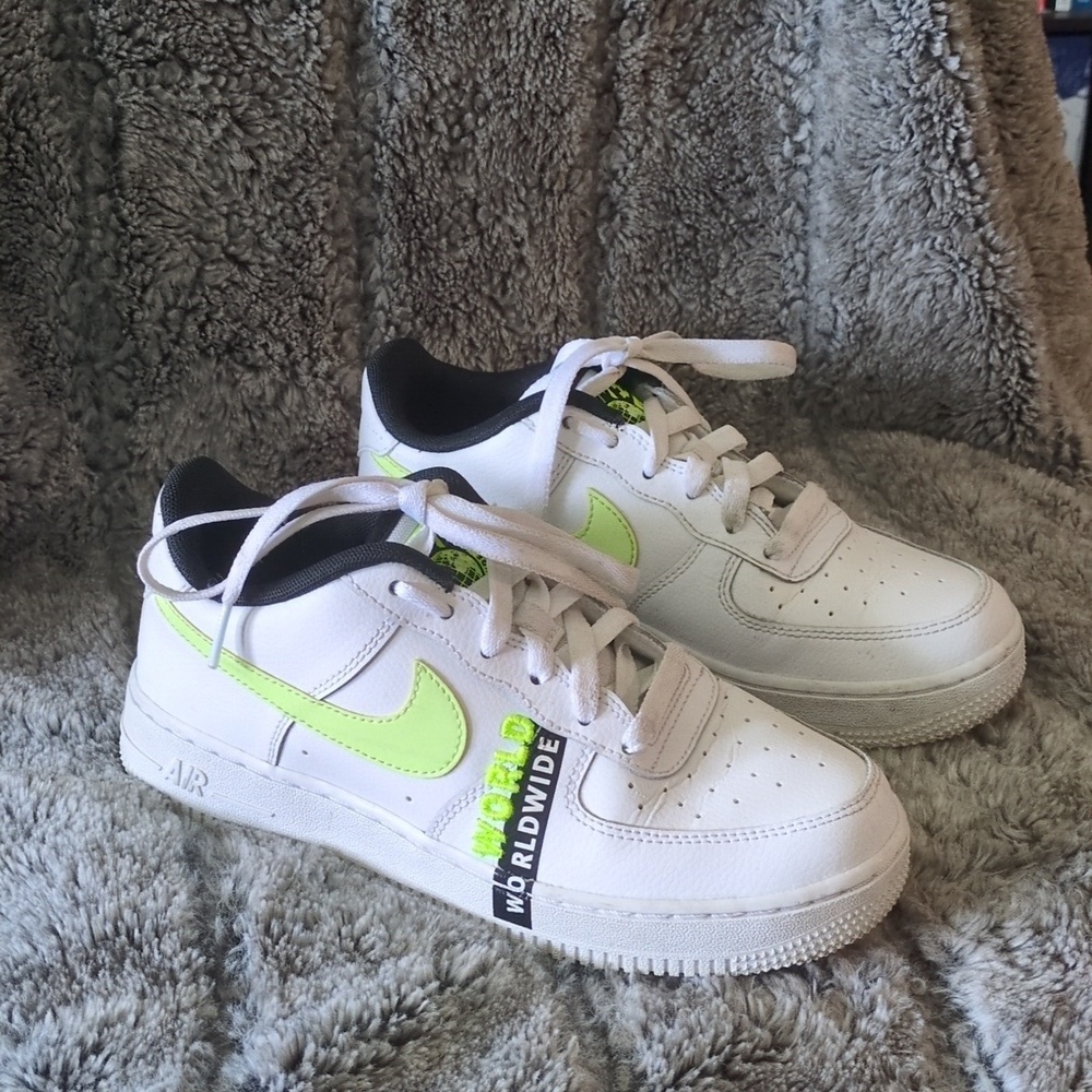 Nike Air Force 1 Low Worldwide sz 5.5Y CK6924-101​​​